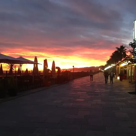 Lets Holidays Beach * Castelldefels